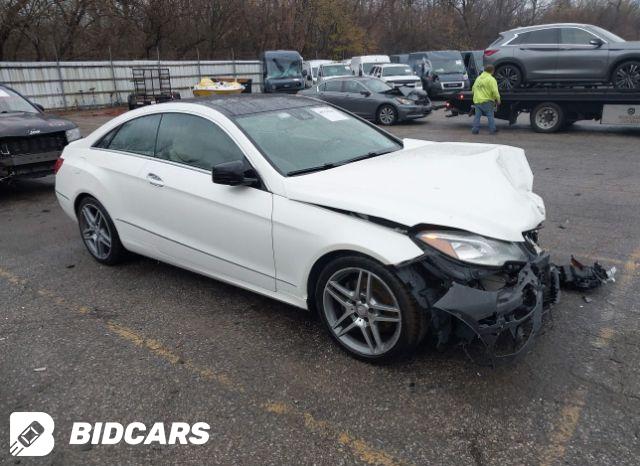 Mercedes-Benz E 350 2015, VIN WDDHF8JBXFB131147, 3/5