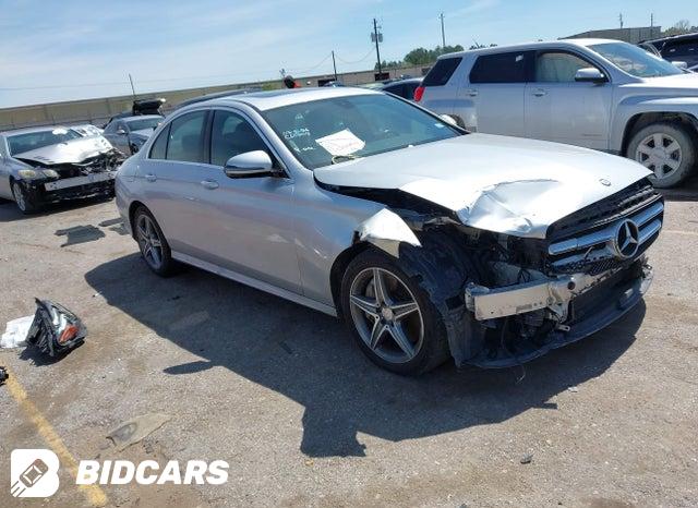 Mercedes-Benz E 300 2017, VIN WDDZF4JBXHA272810, 2/5