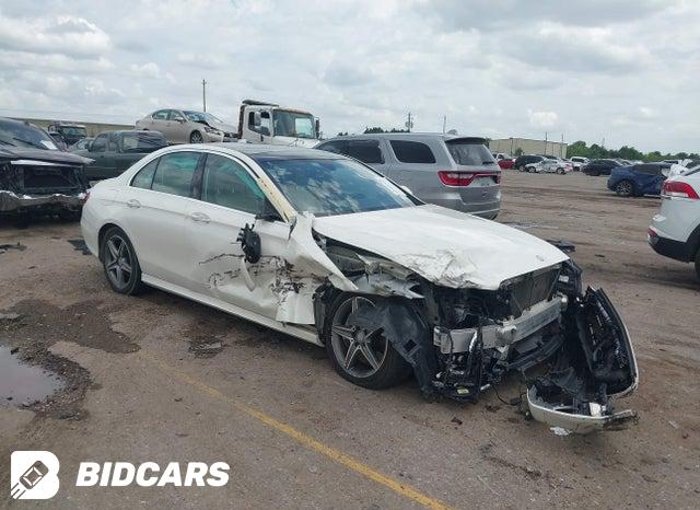 Mercedes-Benz E 300 2017, VIN WDDZF4JBXHA272810, 3/5