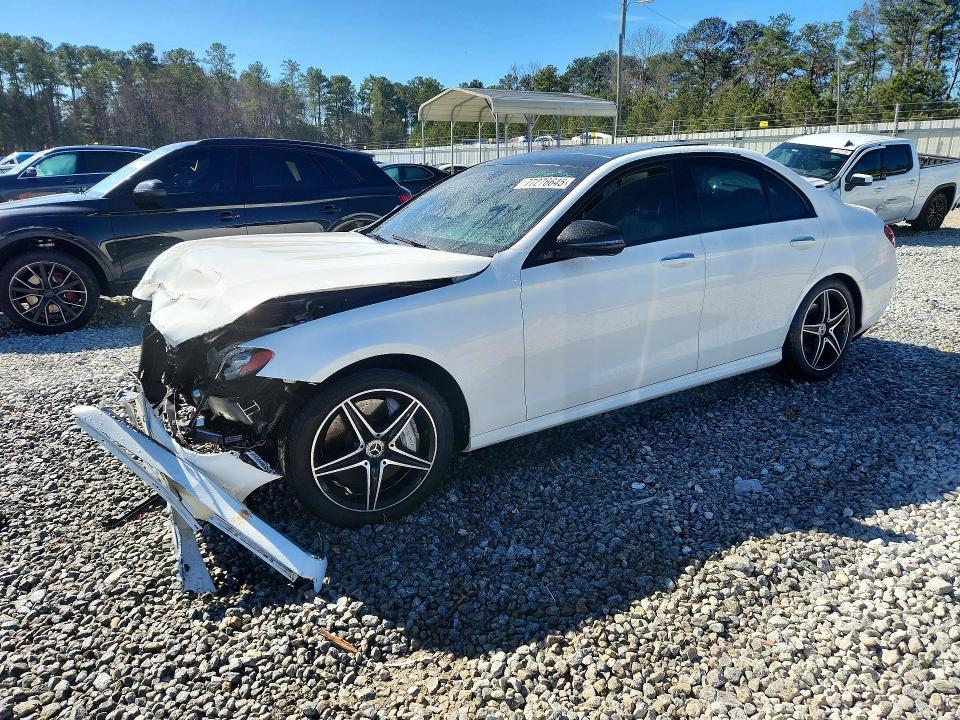 Mercedes-Benz E-Class 2017, VIN WDDZF4KB4HA184530, 1/5