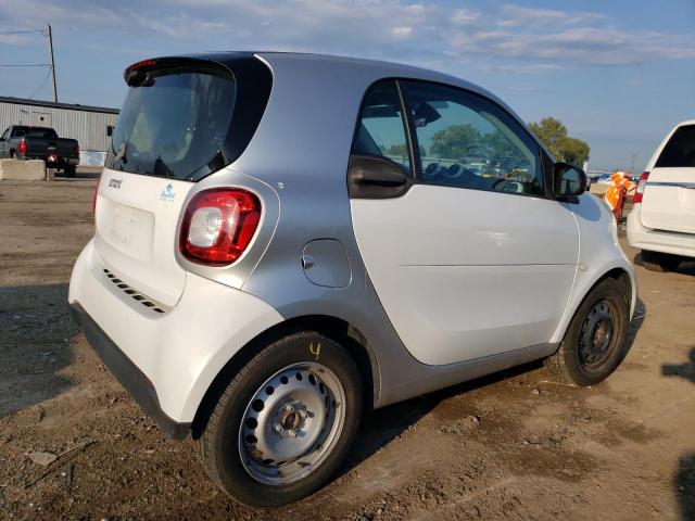 Smart Fortwo 2016, VIN WMEFJ5DA1GK142610, 3/5