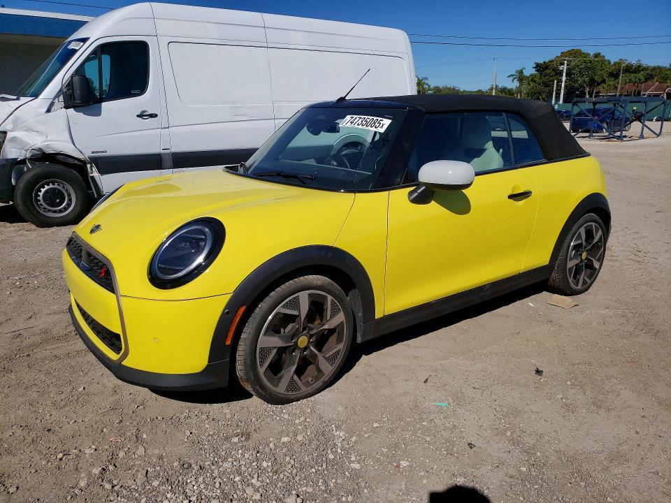 Mini Cooper 2024, VIN WMW33DK03R2V63308, 1/5
