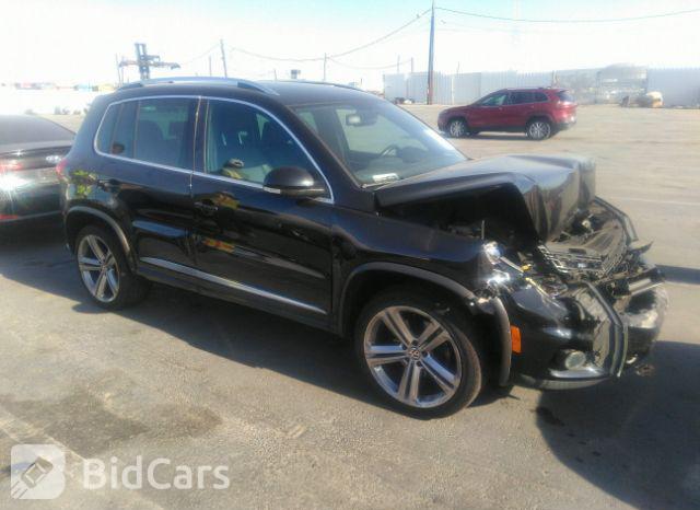 Volkswagen Tiguan 2016, VIN WVGAV7AX7GW037088, 1/5