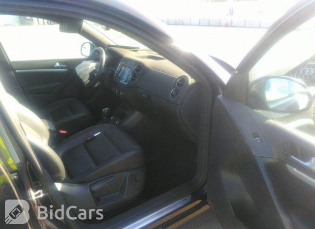 Volkswagen Tiguan 2016, VIN WVGAV7AX7GW037088, 5/5