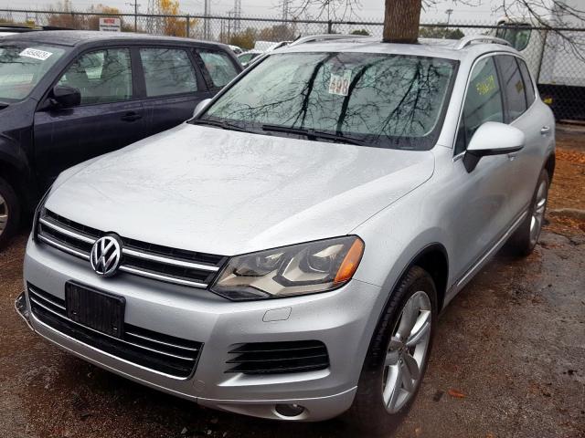 Volkswagen Touareg 2012, VIN WVGEF9BP3CD006953, 2/5