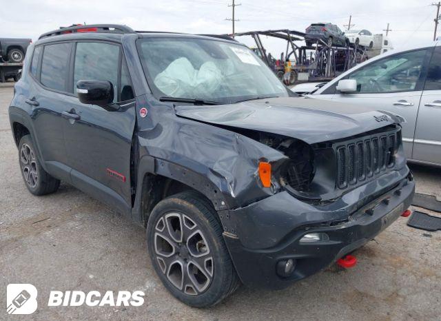 Jeep Renegade 2022, VIN ZACNJDB19NPN54345, 4/5
