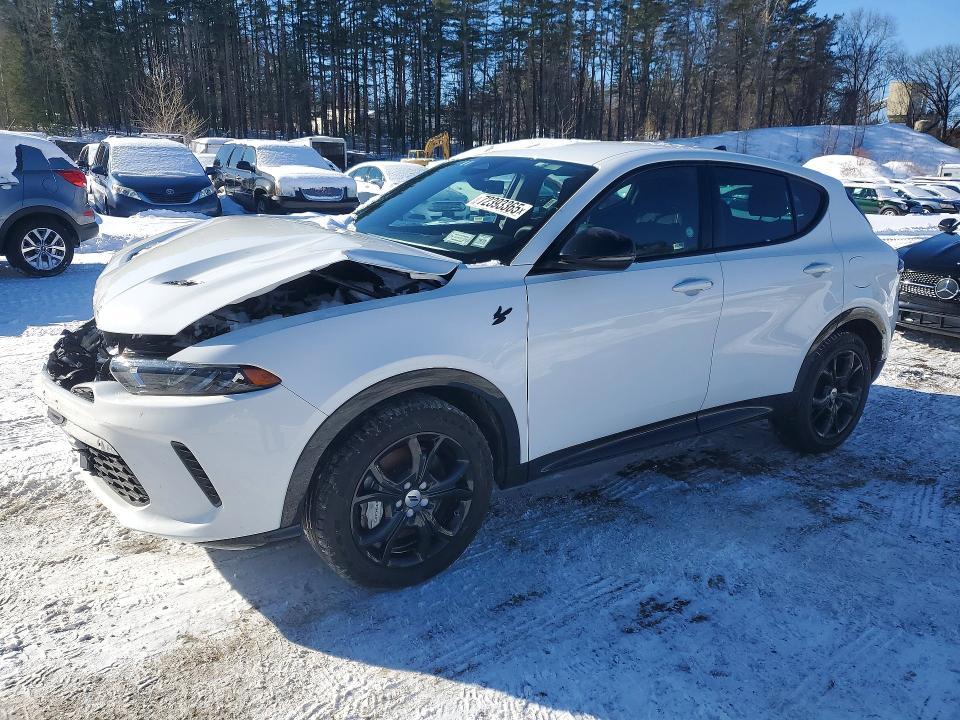 Dodge Hornet 2024, VIN ZACPDFCWXR3A30420, 3/5