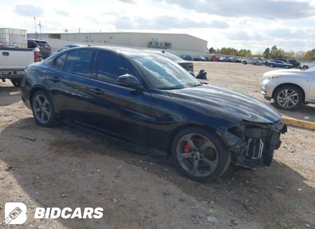 Alfa Romeo Giulia 2018, VIN ZARFAEBN8J7589777, 1/5