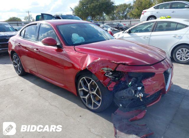 Alfa Romeo Giulia 2018, VIN ZARFAEBN8J7589777, 3/5