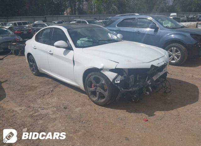 Alfa Romeo Giulia 2018, VIN ZARFAECN3J7591208, 4/5