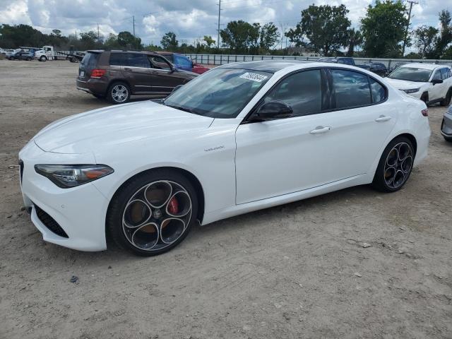 Alfa Romeo Giulia 2023, VIN ZARFAMBN8P7666599, 4/5