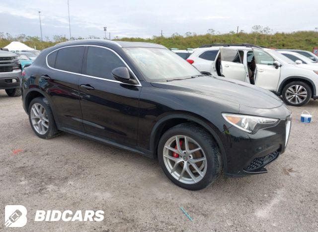 Alfa Romeo Stelvio 2018, VIN ZASFAKAN4J7C25390, 1/5